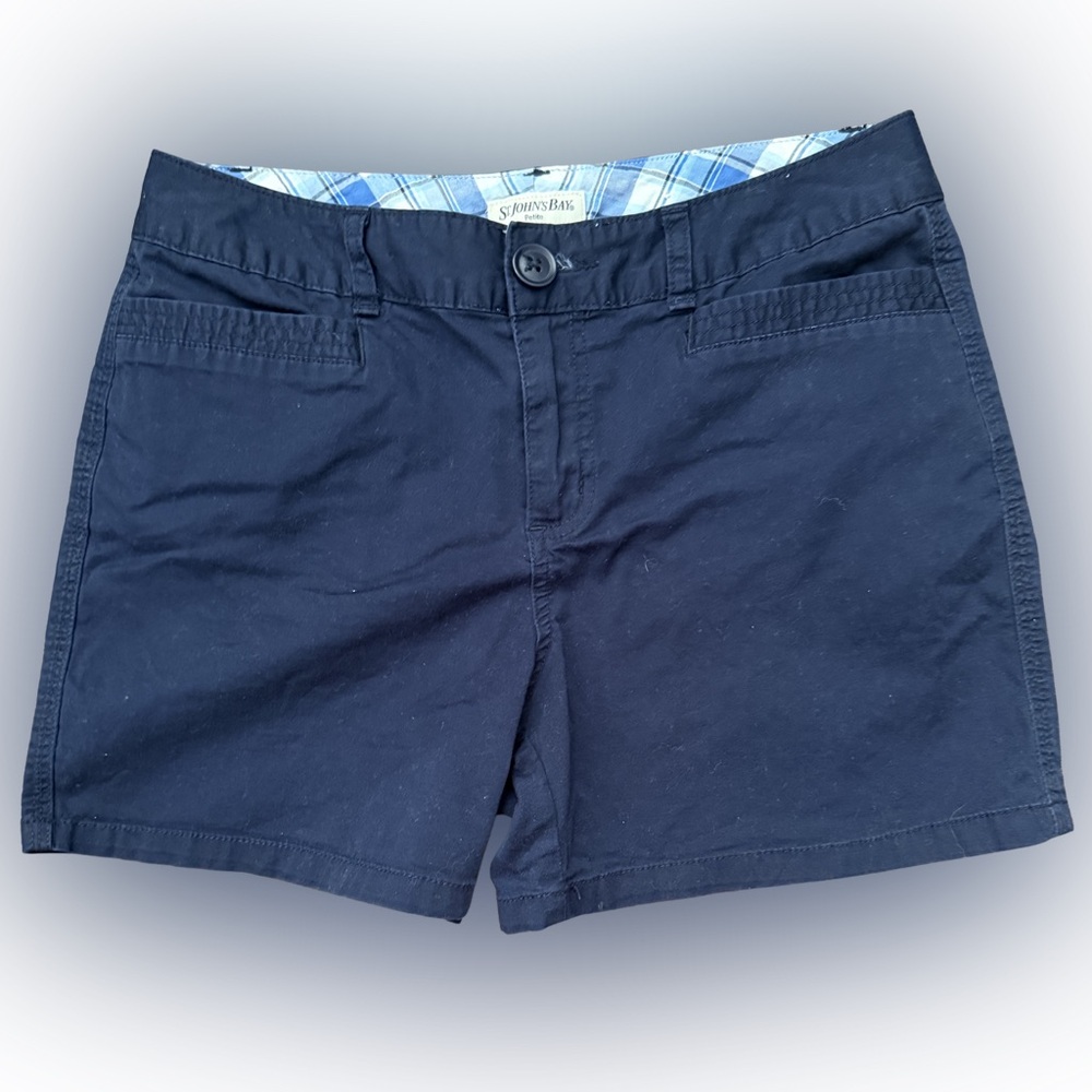 St. John's Bay Navy Women's Petite Cotton Shorts Size 6 Petite 4 in inseam‎
